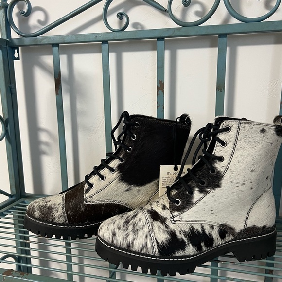 New Genuine Cowhide & Leather Bootie Fur combat ankle boot black white size 8 - Picture 10 of 13